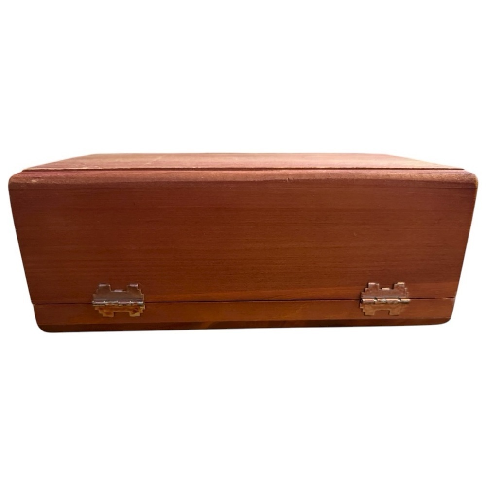Vintage Mini Lane Cedar Chest - Salesman Sample - Picture 7 of 11